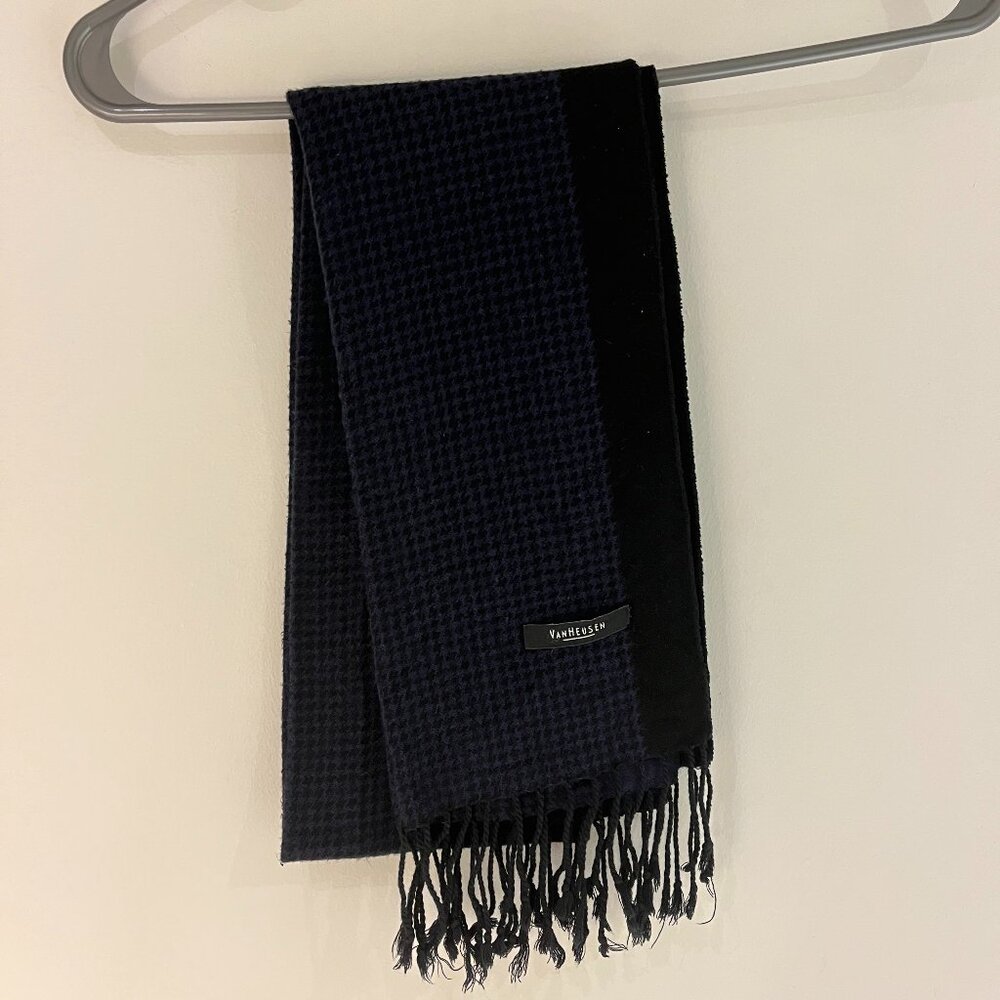 Van Heusen Scarf